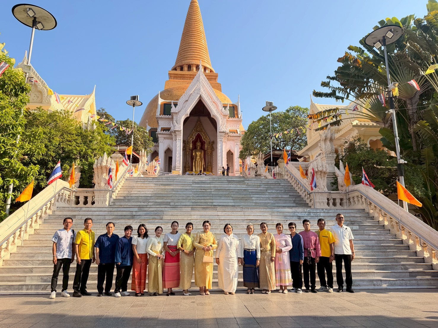 title - ส.ป.ก.นครปฐม เข้าร่วมกิจกรรม “ภูมิใจแต่งไทยทั้งแผ่นดิน”